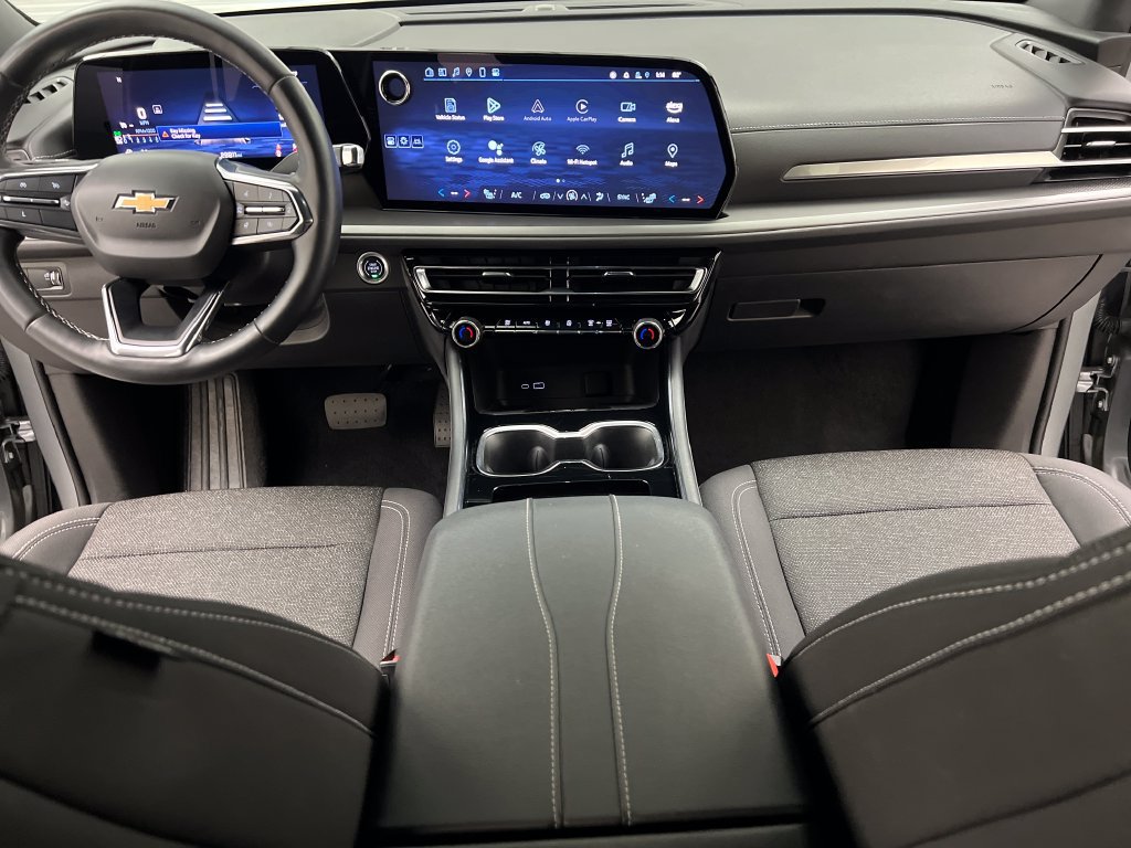 Used 2024 Chevrolet Traverse LT FWD image 49
