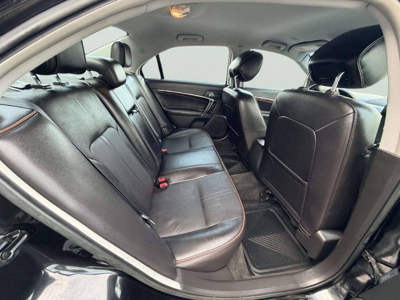 Used 2012 Lincoln MKZ FWD image 24