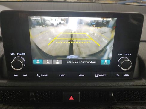Used 2025 Honda CR-V EX image 10
