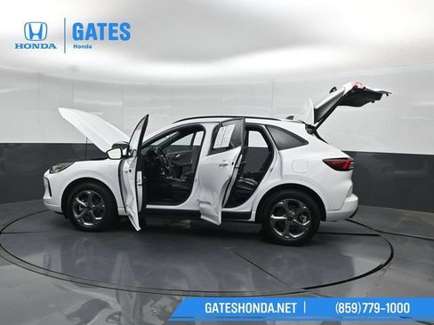 Used 2023 Ford Escape ST-Line Select AWD/4WD image 54