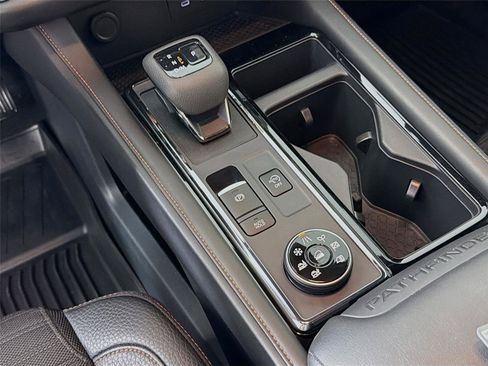 Used 2024 Nissan Pathfinder Rock Creek image 17