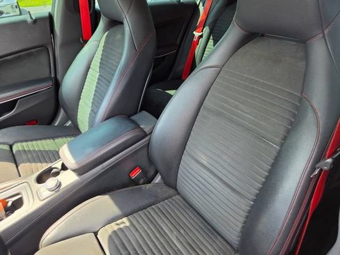 Used 2016 Mercedes-Benz CLA 250 4MATIC image 2