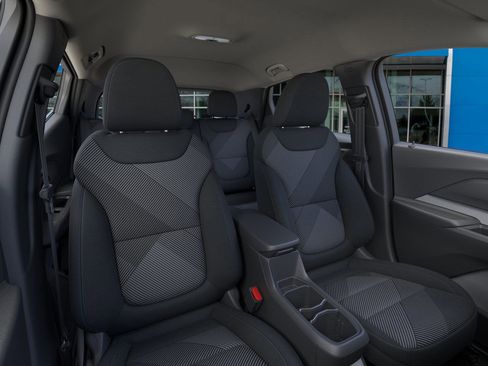 New 2027 Chevrolet Bolt LT w/ Comfort Package FWD image 18