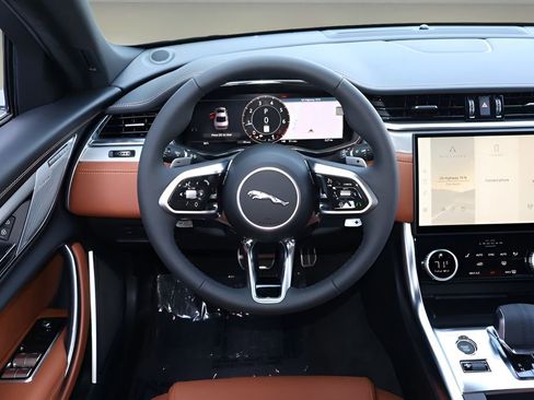 New 2024 Jaguar XF R-Dynamic SE image 15