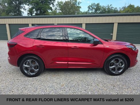 Used 2024 Ford Escape ST-Line w/ Tech Pack #1 AWD/4WD image 8