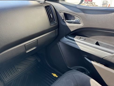 Used 2015 Chevrolet Colorado LT image 27