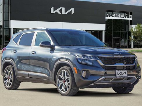 Used 2023 Kia Seltos SX image 8