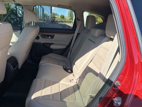 Used 2018 Honda CR-V Touring image 5