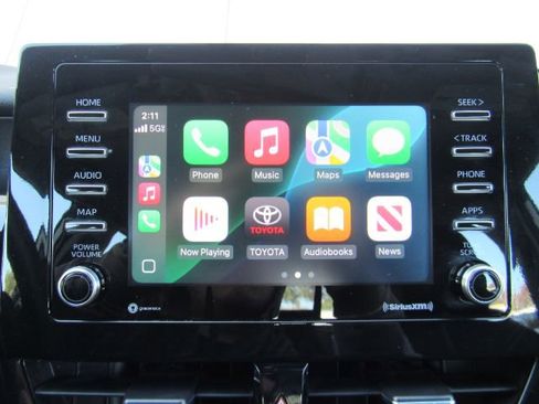 Used 2023 Toyota Camry SE image 10