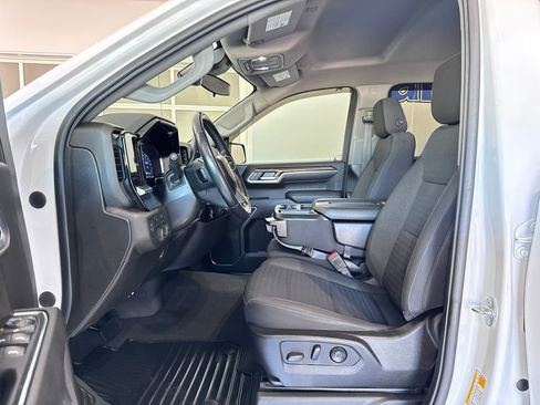 Certified 2022 Chevrolet Silverado 1500 LT image 9