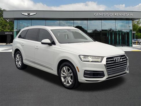 Used 2019 Audi Q7 3.0T Premium Plus image 1