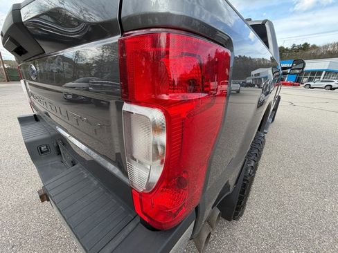 Used 2022 Ford F250 XL w/ STX Appearance Package AWD/4WD image 16