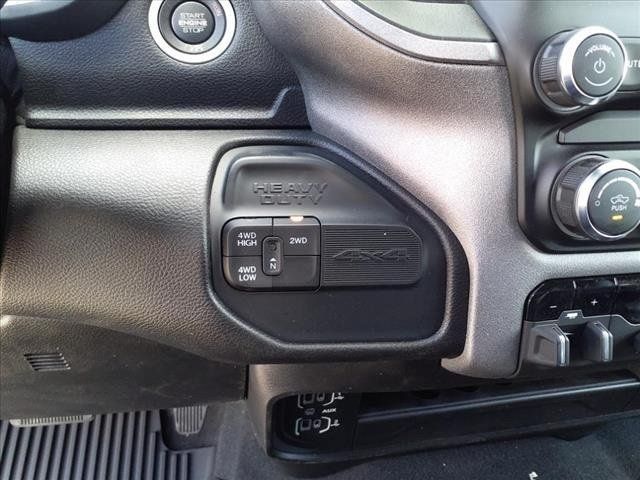 New 2024 RAM 3500 Tradesman w/ Chrome Appearance Group AWD/4WD image 11