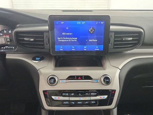 Certified 2023 Ford Explorer XLT AWD/4WD image 14