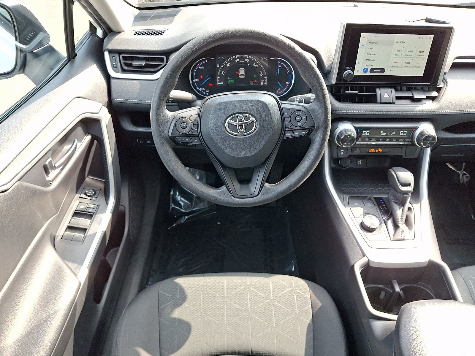 Used 2024 Toyota RAV4 XLE w/ Convenience Package AWD/4WD image 11