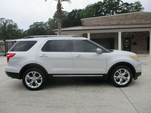 Used 2014 Ford Explorer Limited FWD image 18