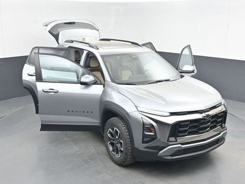 New 2026 Chevrolet Equinox ACTIV w/ Convenience Package III AWD/4WD image 51