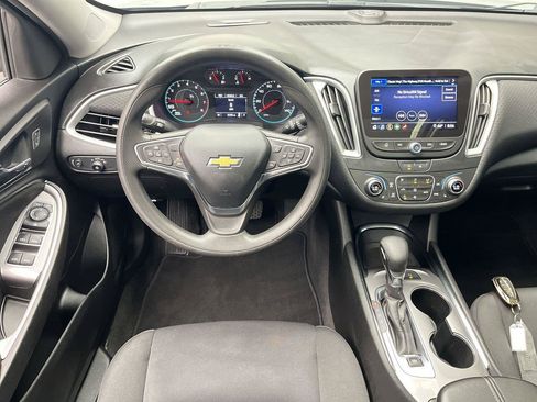 Used 2024 Chevrolet Malibu LT FWD image 13