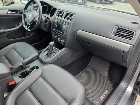Used 2018 Volkswagen Jetta SE FWD image 26