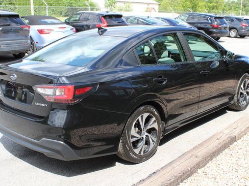 Used 2023 Subaru Legacy Premium AWD/4WD image 6