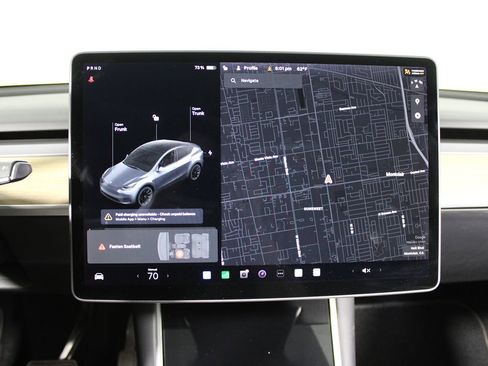 Used 2021 Tesla Model Y Long Range image 13