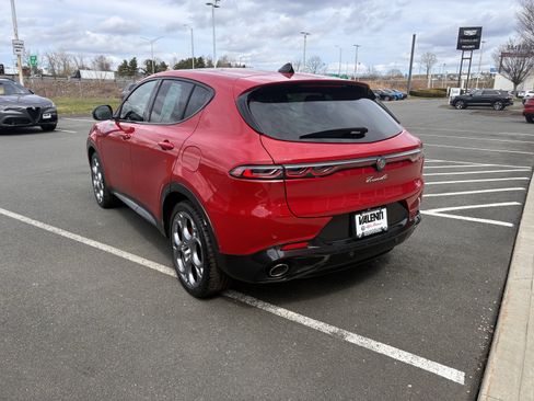 Certified 2024 Alfa Romeo Tonale Veloce w/ Active Assist Package image 9