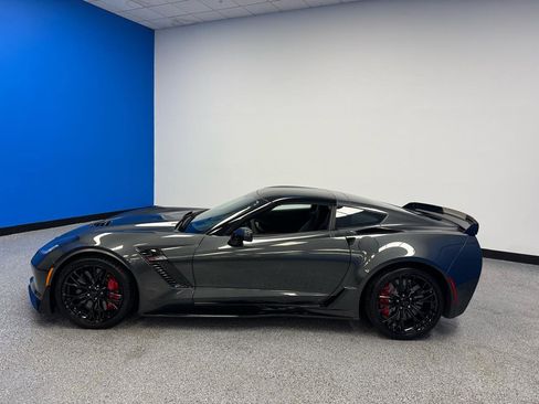 Used 2019 Chevrolet Corvette Z06 RWD image 8