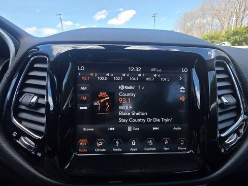 Used 2019 Jeep Compass Limited w/ Safety & Security Group AWD/4WD image 19