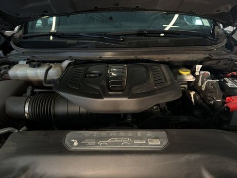 Used 2024 Jeep Wagoneer L Series III w/ Flexible Seating Group image 22