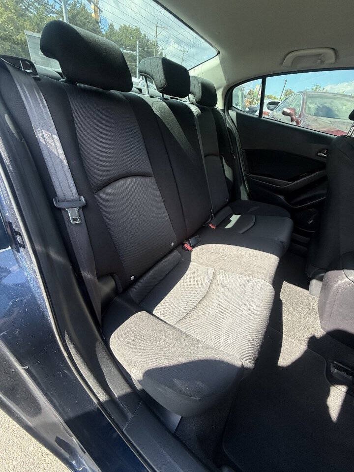 Used 2017 MAZDA MAZDA3 Sport FWD image 16