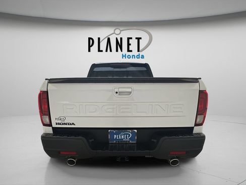 New 2026 Honda Ridgeline Black Edition image 5