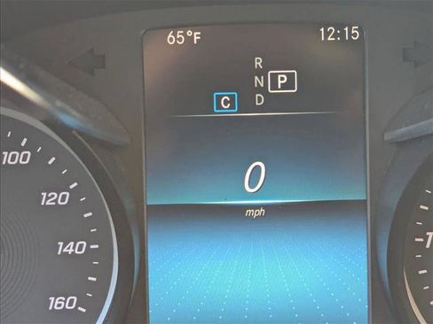 Used 2021 Mercedes-Benz GLC 300 image 7