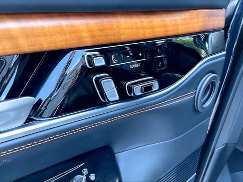 Certified 2024 Jeep Grand Wagoneer L Series III AWD/4WD image 30