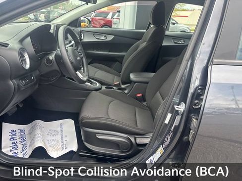 Used 2023 Kia Forte LXS w/ LXS Technology Package FWD image 13