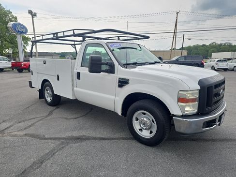 Used 2008 Ford F250 XLT RWD image 4