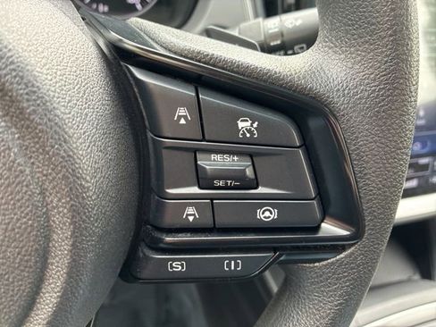 Used 2025 Subaru Crosstrek 2.0i Premium AWD/4WD image 17
