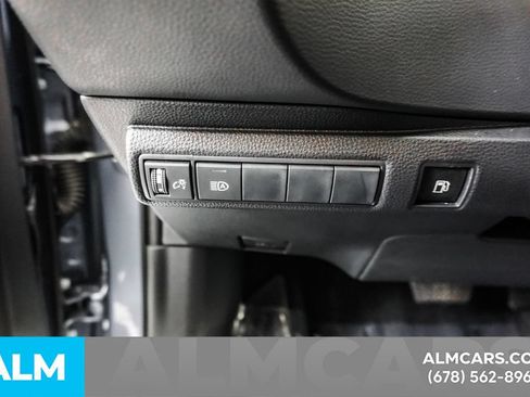 Used 2025 Toyota Corolla LE FWD image 29