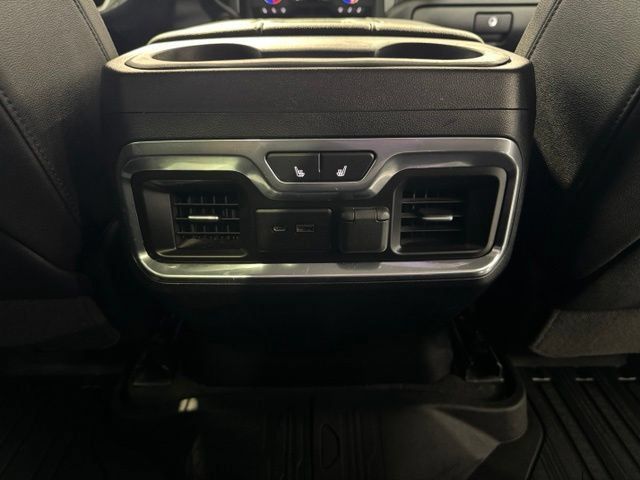 Used 2021 GMC Sierra 1500 SLT w/ SLT Premium Plus Package AWD/4WD image 16