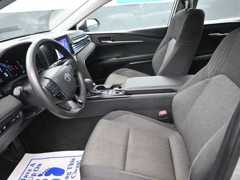 Used 2025 Toyota Camry LE w/ Convenience Package FWD image 11
