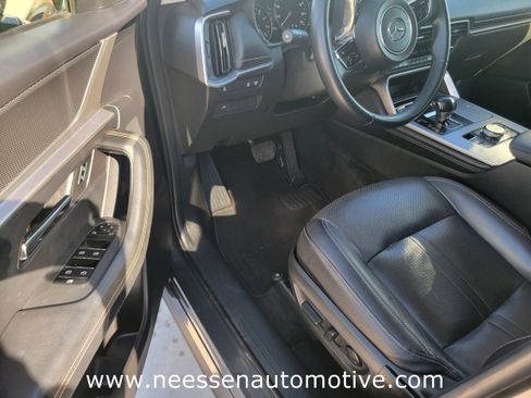 Used 2024 MAZDA CX-90 3.3 Turbo w/ Preferred Plus image 14