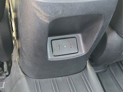 Used 2024 Hyundai Elantra SEL image 14