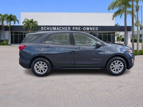 Used 2019 Chevrolet Equinox LS FWD image 8