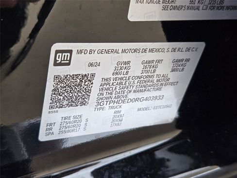 Used 2024 GMC Sierra 1500 SLT RWD image 35