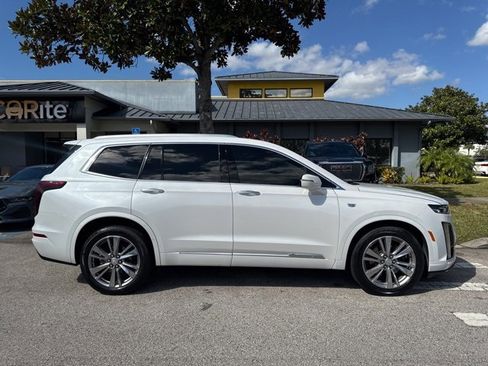 Used 2024 Cadillac XT6 Premium Luxury image 8