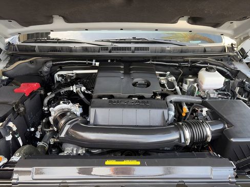 Used 2024 Nissan Frontier Pro-X w/ Pro Convenience Package image 22