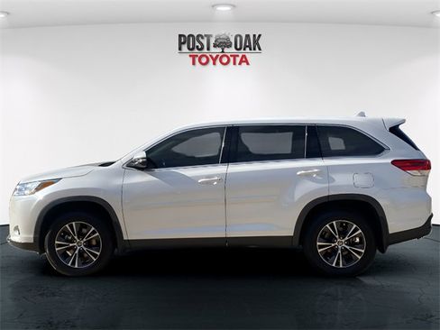 Used 2019 Toyota Highlander Plus image 4