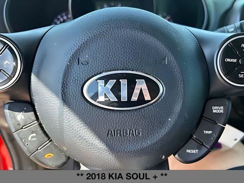 Used 2018 Kia Soul + FWD image 21