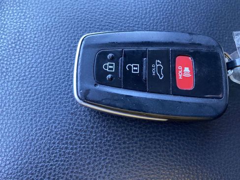 Used 2024 Toyota RAV4 XLE image 44