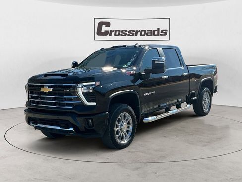 Used 2025 Chevrolet Silverado 2500 LT w/ Z71 Chrome Sport Edition image 1