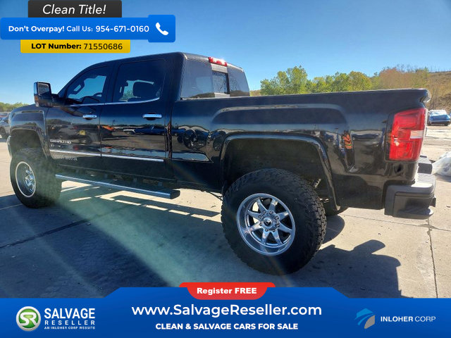 Used 2017 GMC Sierra 2500 Denali w/ Duramax Plus Package AWD/4WD image 3
